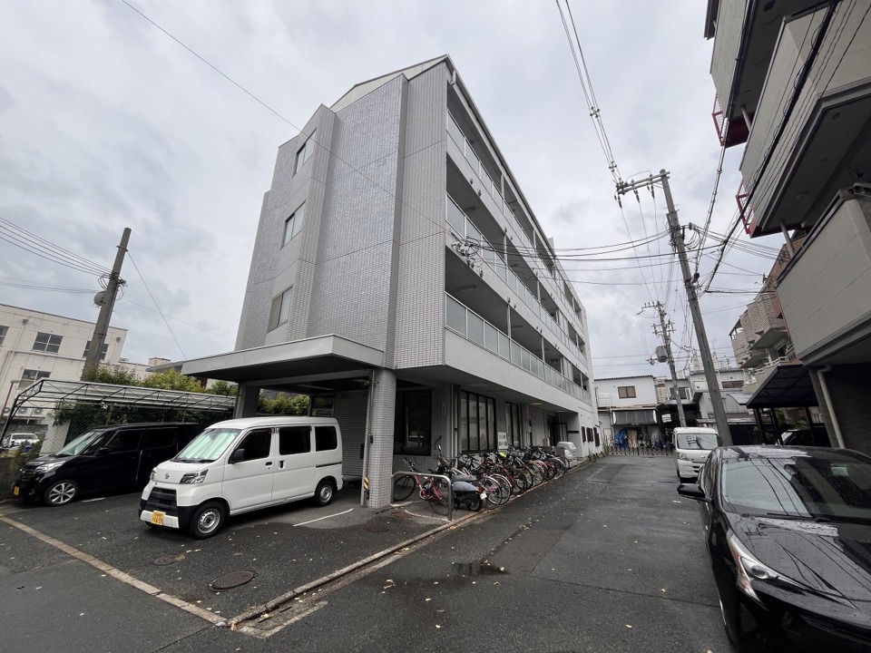 ロードアベニュー